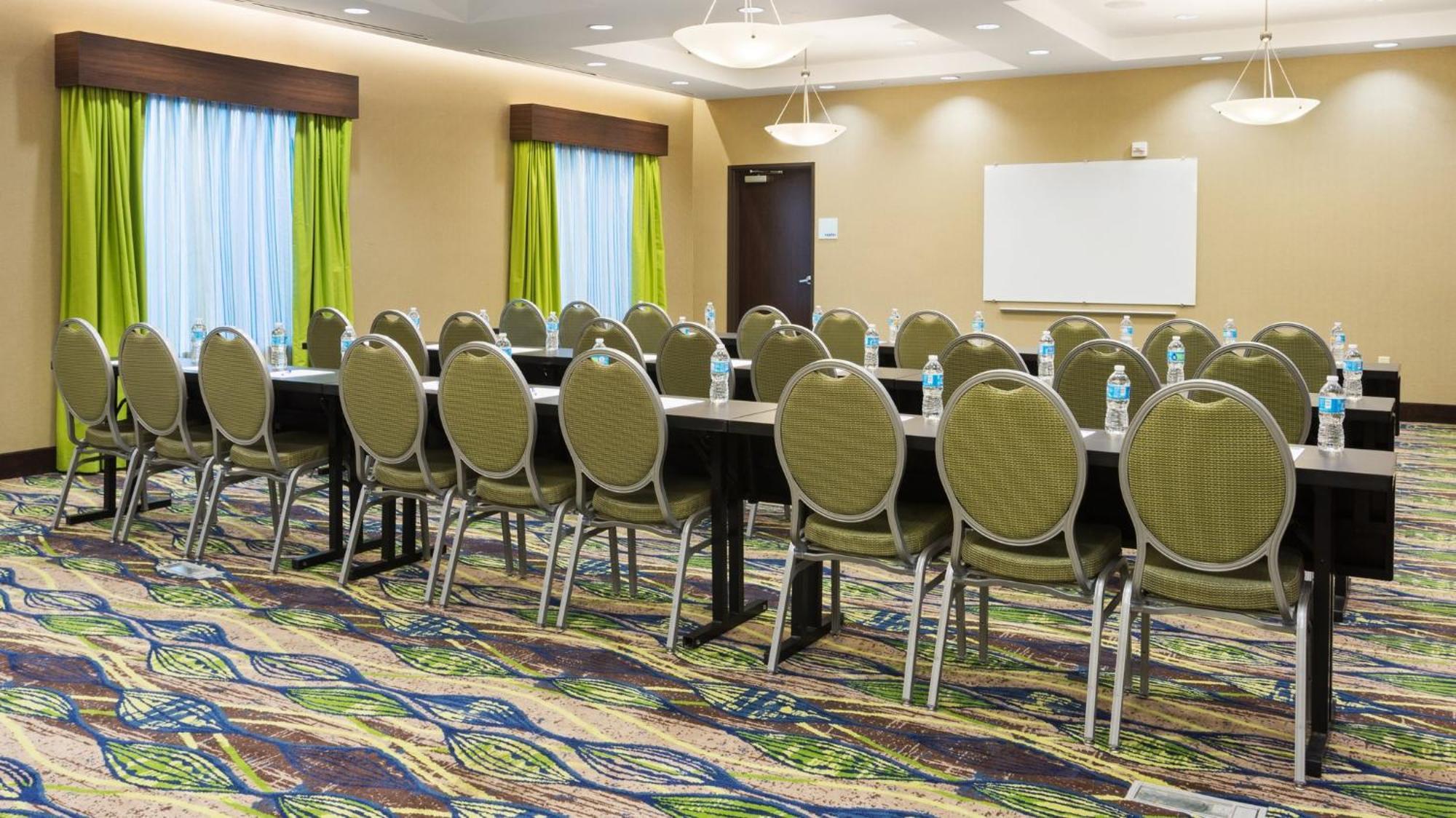 Holiday Inn Express & Suites Midland South I-20 By Ihg Luaran gambar